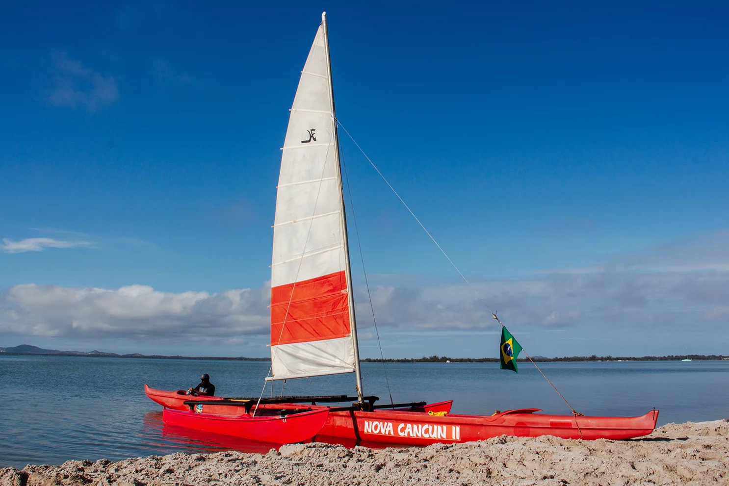 Canoa Havaiana a Vela